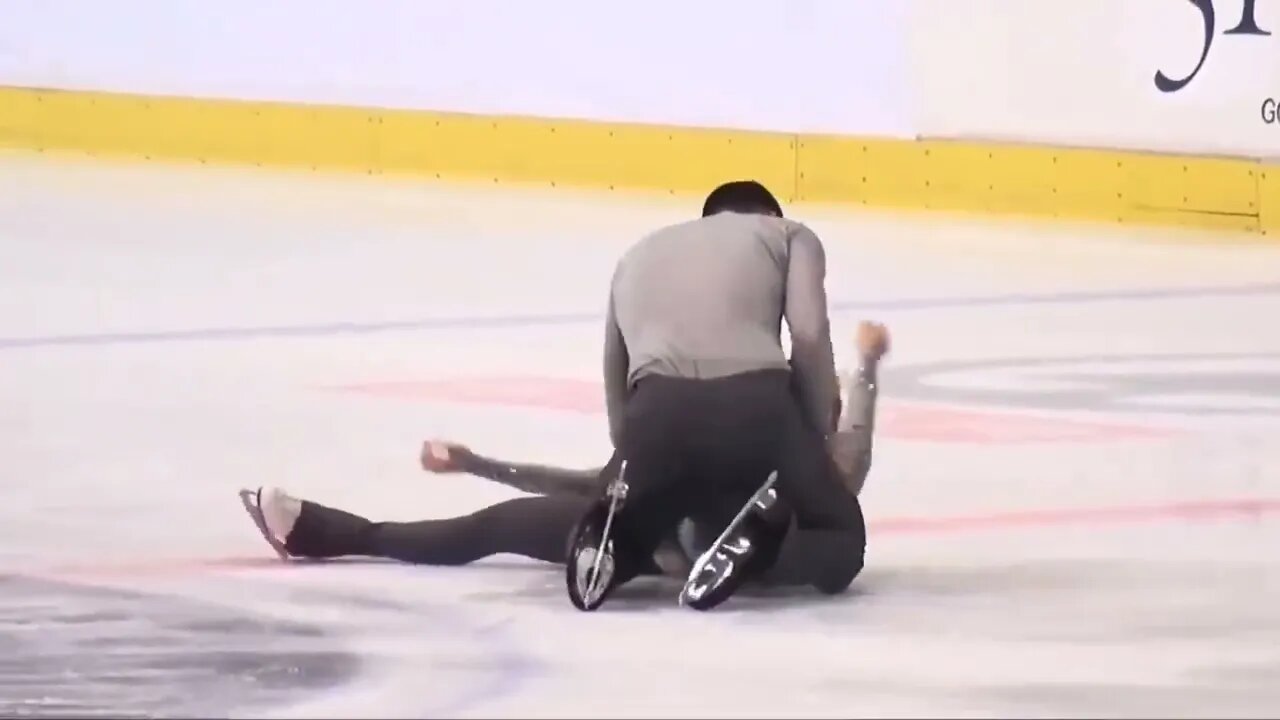 *Scary Fall - Please Beware* - Ashley CAIN / Timothy LEDUC, GOLDEN SPIN ZAGREB PAIRS FS Dec95 18