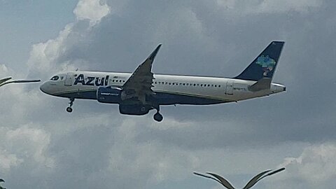 Airbus A320NEO PR-YYL vindo de Campinas para Manaus
