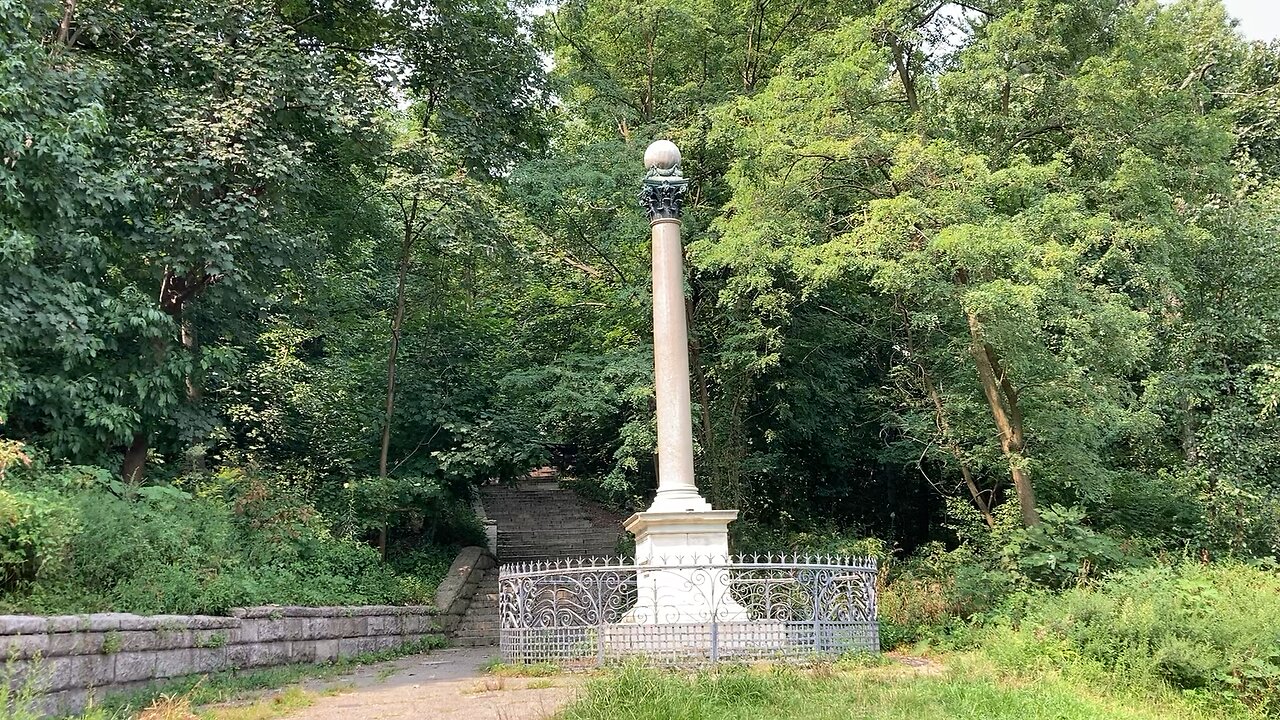 Prospect Park, Brooklyn: Maryland 400 Monument > Lookout Hill