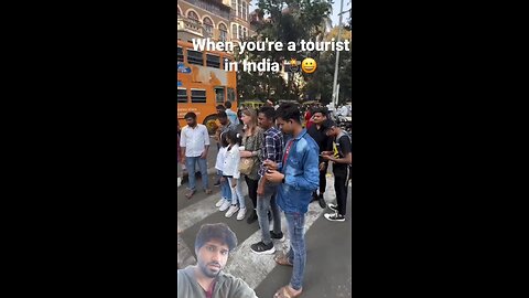 Stop taking photos with foreigners in India! 🤮