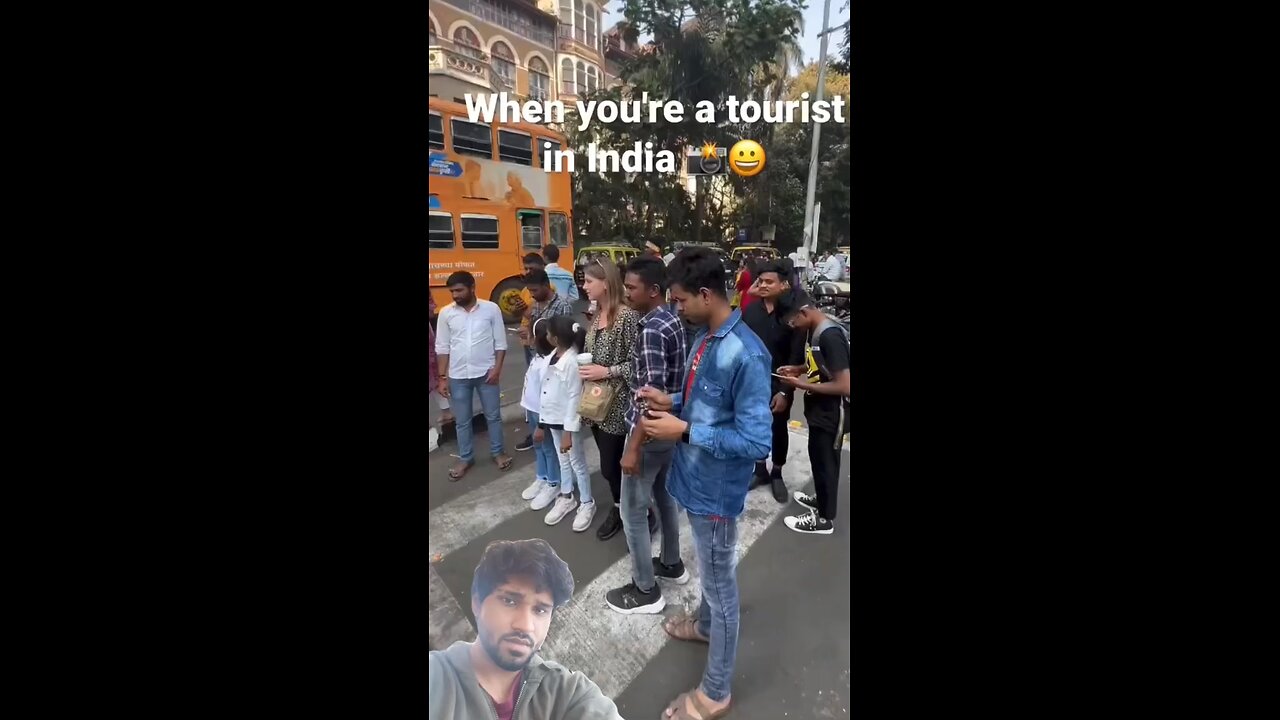 Stop taking photos with foreigners in India! 🤮