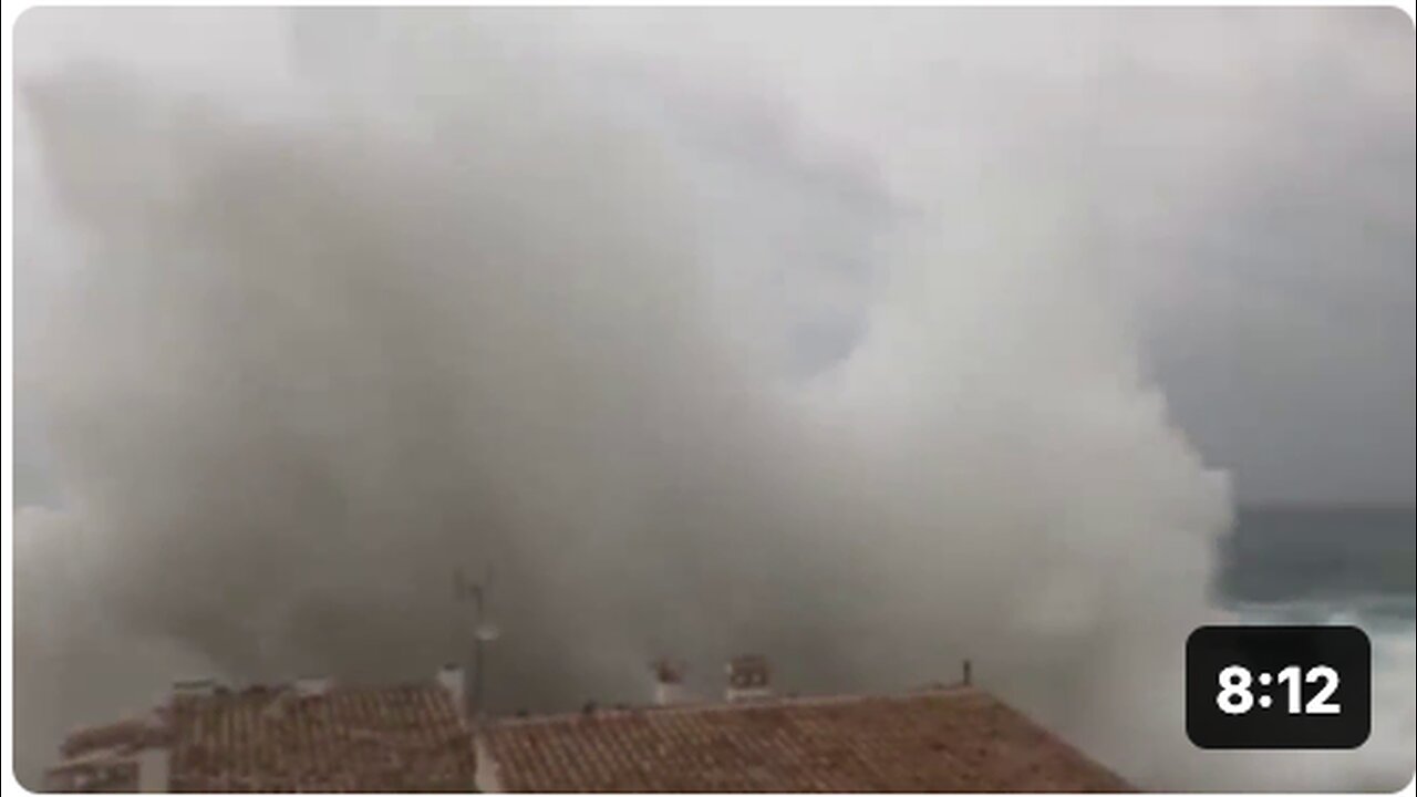 Spain is shocked! ⚠️ Like tsunami, violent storm with huge waves hit Tenerife!