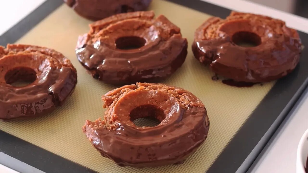 Mit diesem einfachen Donut-Rezept gelingen die besten Desserts.