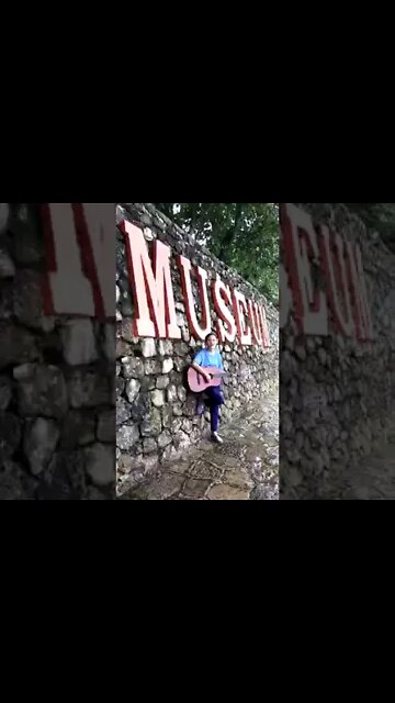 John 1:1-5 with a guitar - The Bible Song