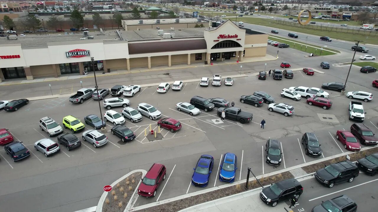 Hall Road Crossing Strip mall