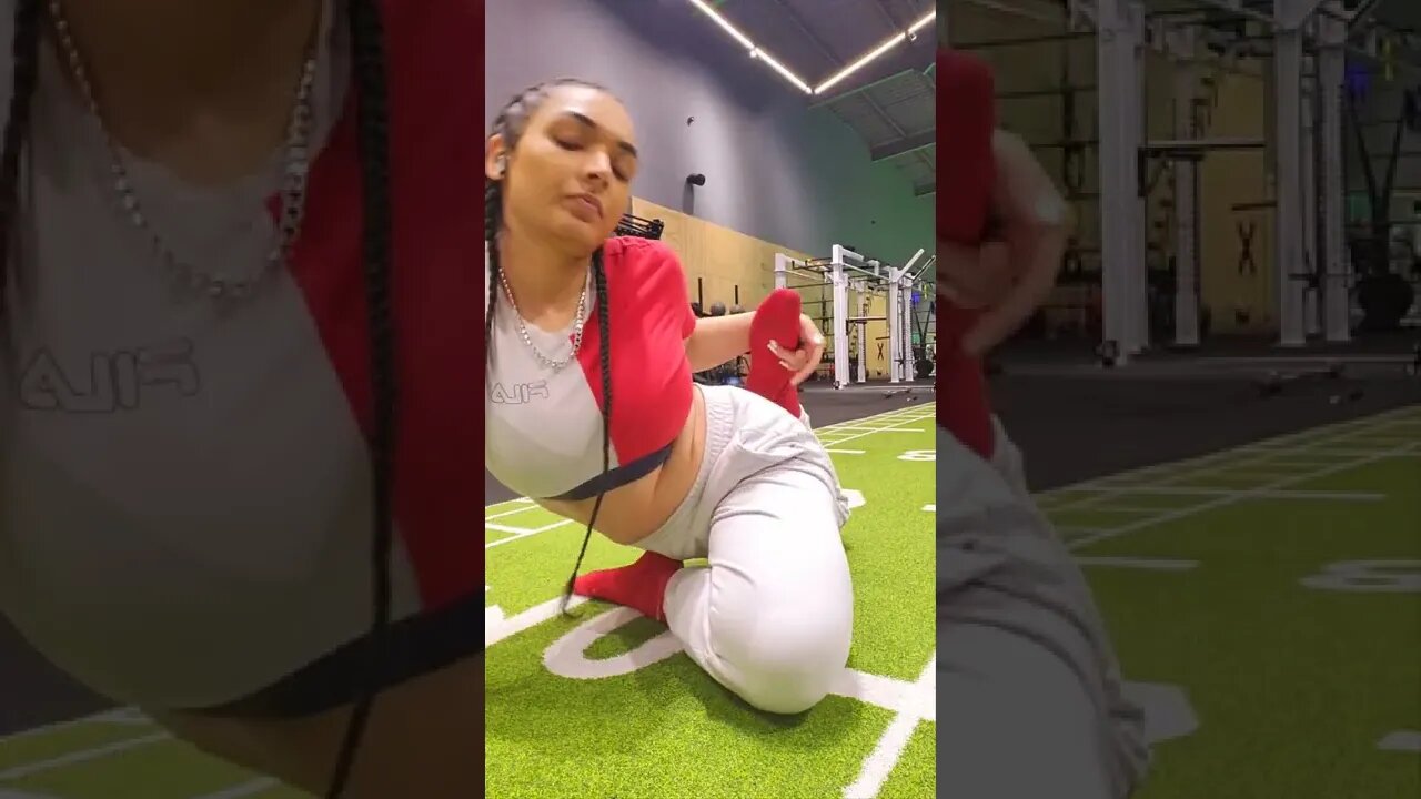 HOW TO RELEASE TIGHT QUADRICEPS FOR FRONT SPLITS #SHORTS