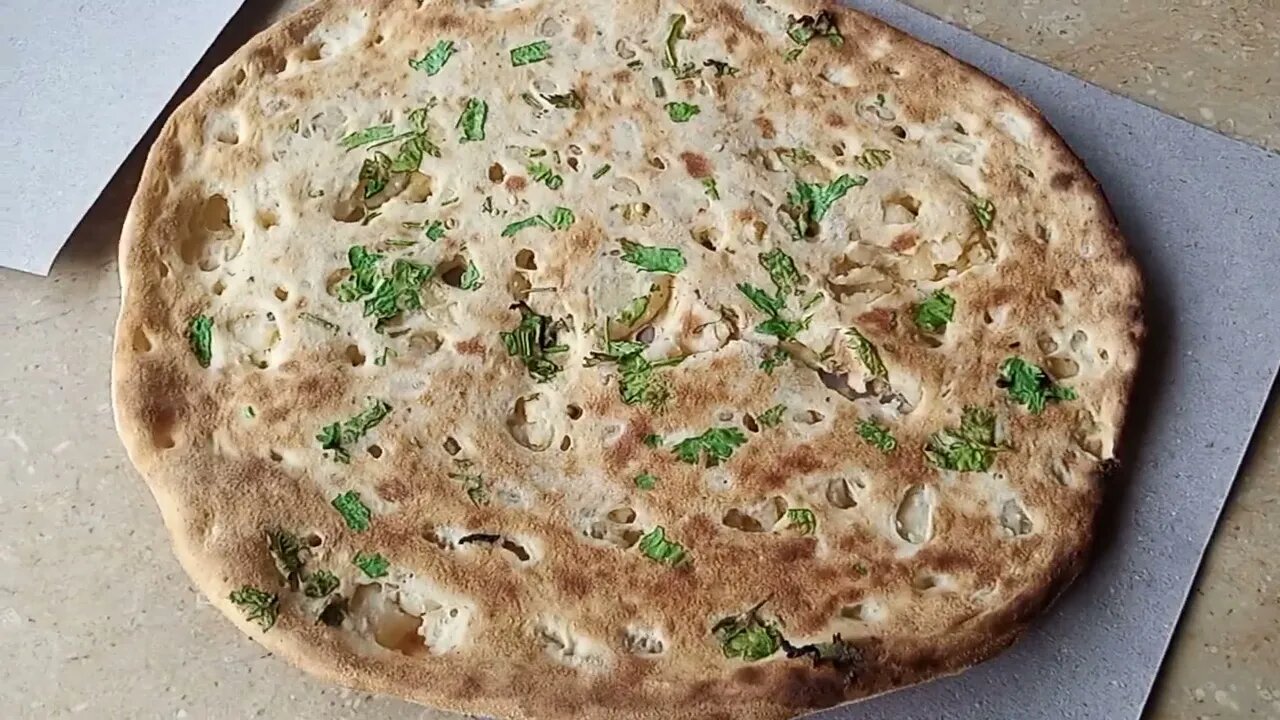 potato bread in street food....#satisfying#viralvideo #delicious @pakistanisairsapatee