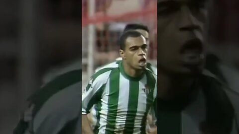Denilson brincava em campo