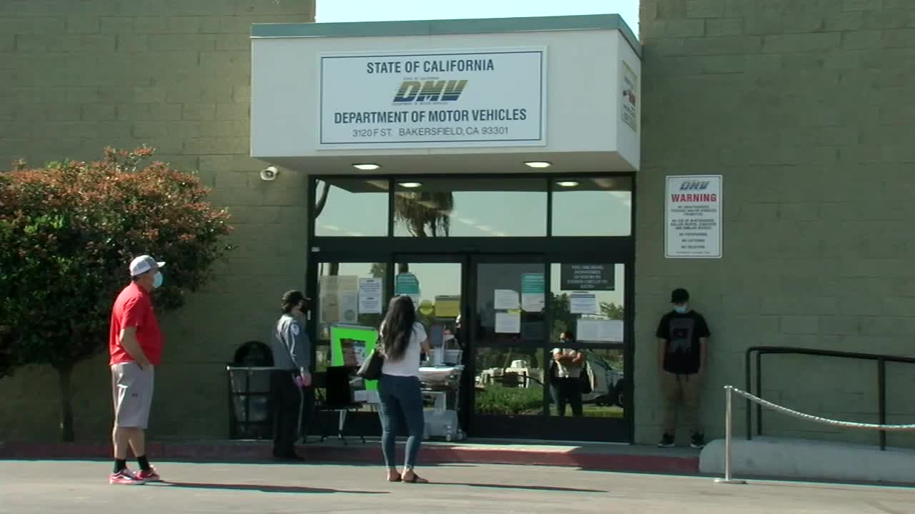 Frustrations Friday morning as hundreds wait hours to get into DMV