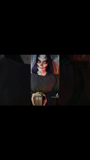 #TARDIS VS #GHOUL 🎃 #HALLOWEEN #FIELDOFSCREAMS #SHORTS YOUTUBE.COM/THELEGENDOFTHETRAVELINGTARDIS