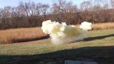 Explosive smoke grenade (yellow)