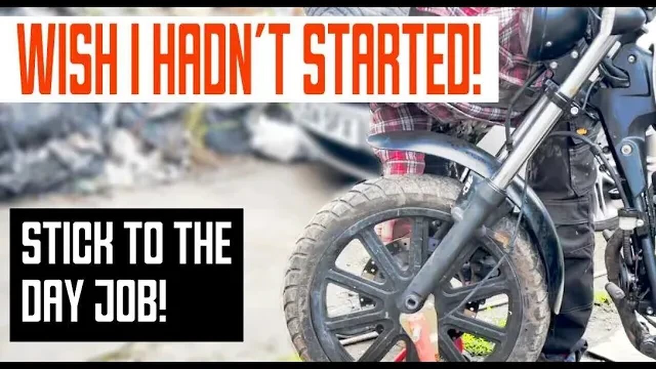 Don't do this! - How not to use paddock stands.