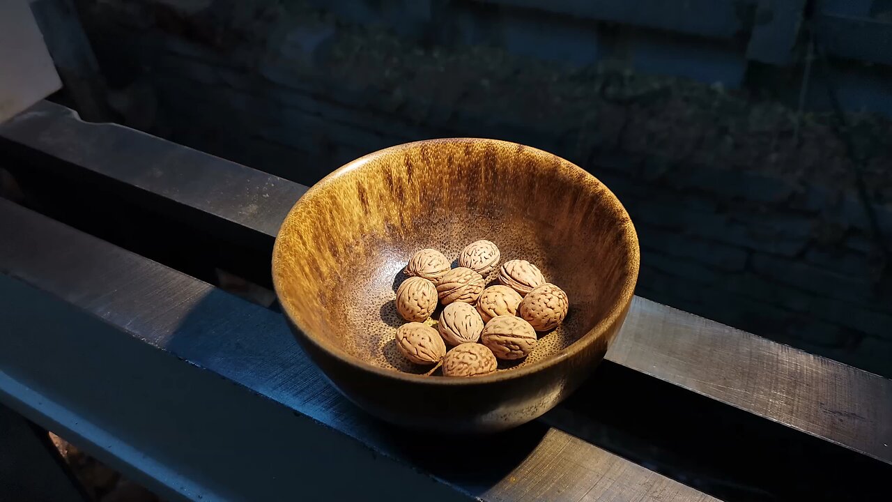 Turning Nature's Gift Crafting a Unique Wooden Bowl from Fan Tree DIY Woodworking Delight