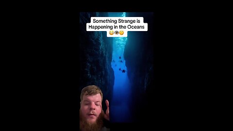 Unbelievable footage in the middle of the ocean