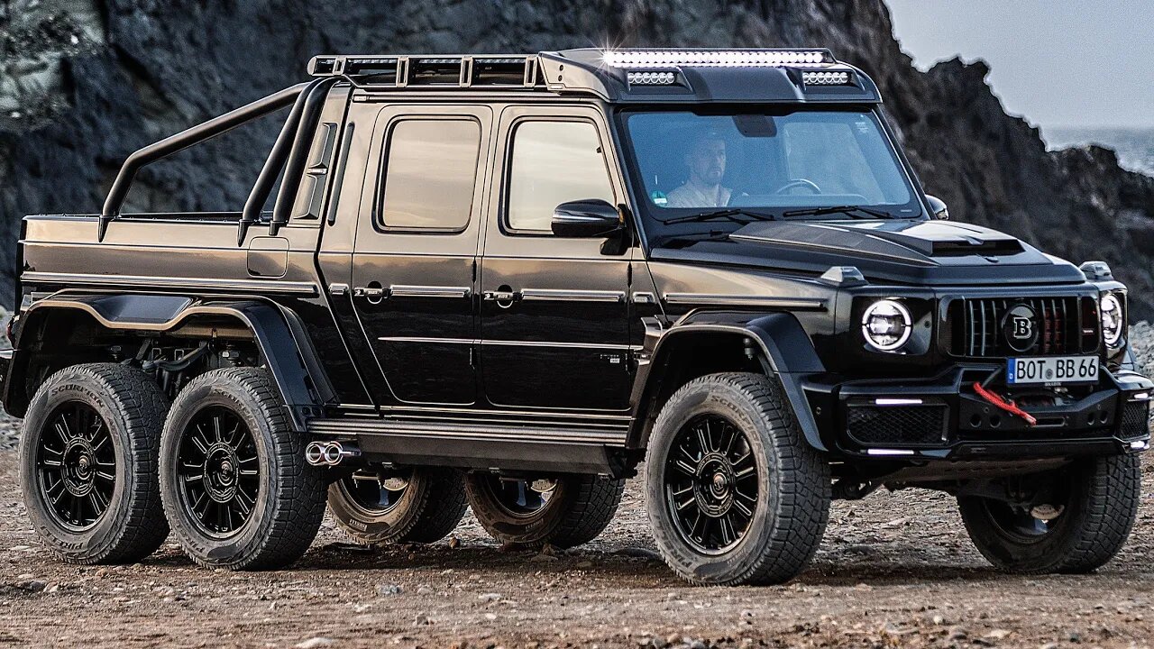 Brabus XLP900 6x6 Superblack a 900 HP brutal G-Wagen