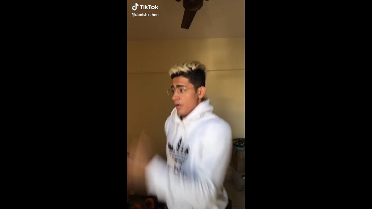 Danish Zehen TikTok video 7