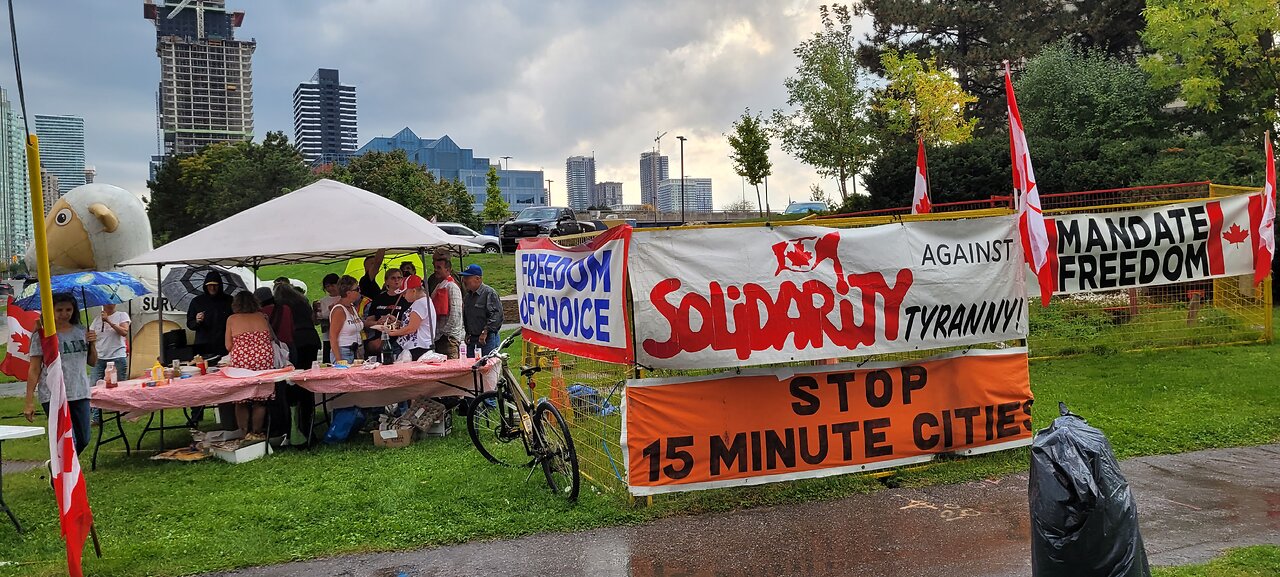 2024 10 06 Mississauga protest Happy Bday Artur