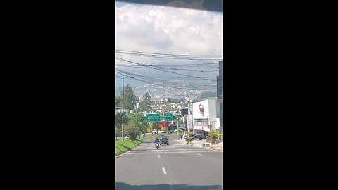 Beautiful driving to north Quito in Ecuador 🇪🇨