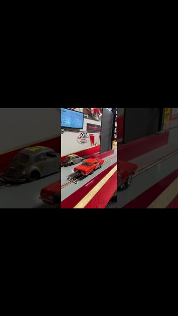 Some Slot Car Drag Action at Peachtree Dragway