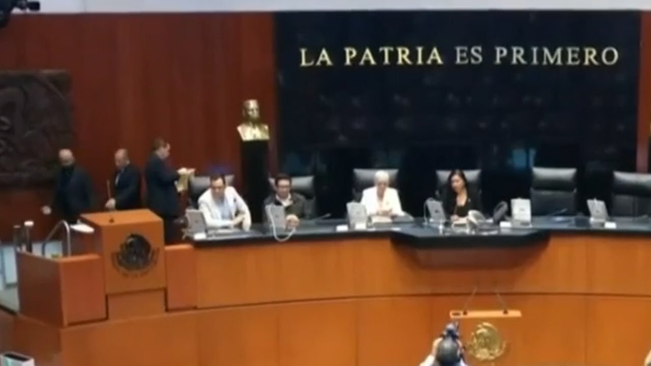 Lenia Batres advierte que la estabilidad constitucional está en riesgo