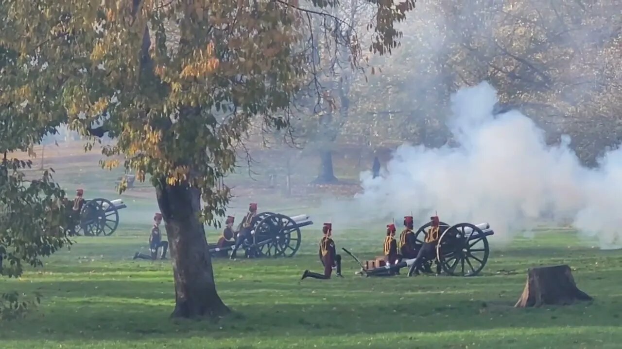 kings guards cannon firering south African state visit #greenpark