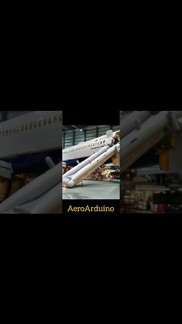 Happiest Legendary #B757 Escape Sliding #Aviation #AeroArduino