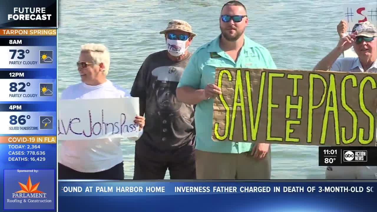 Save the Pass rally on St. John's Pass