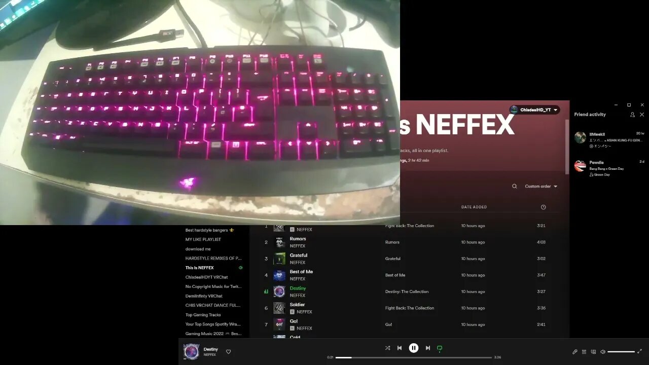 RGB KEYBOARD WITH MUSIC SYNCED IS REAL XD