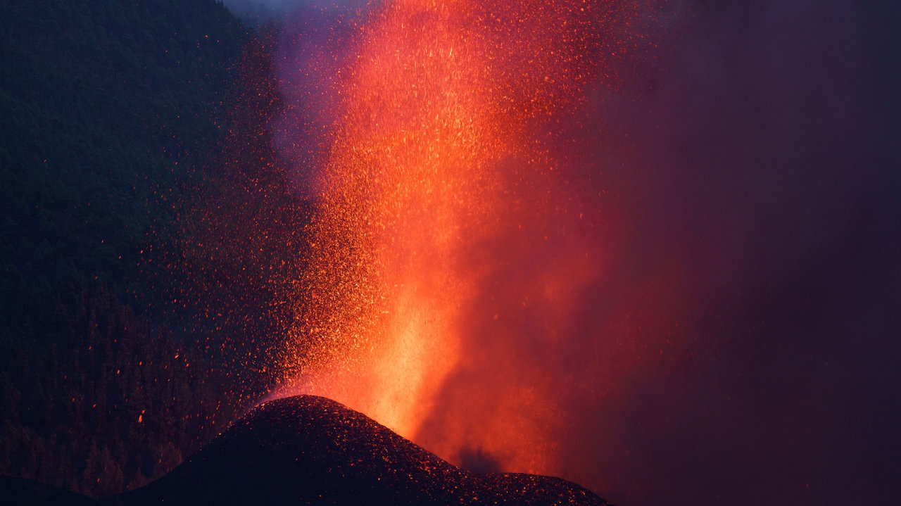 La lava del volcán de La Palma cubre 103 hectáreas y destruye 166 viviendas