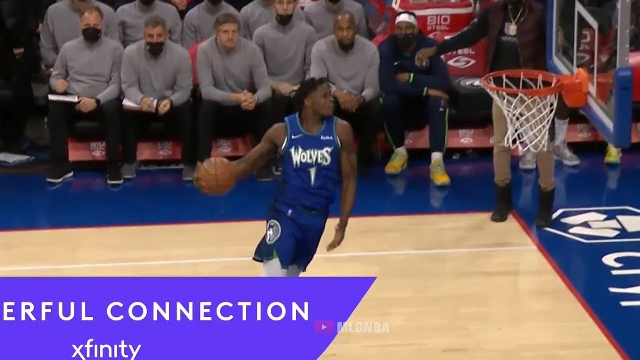 Anthony Edwards bust out an insane ingame windmill