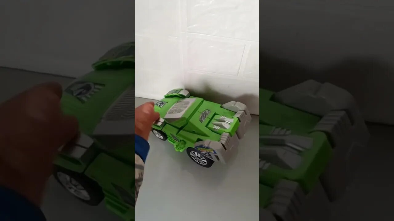 Transforming Car(?)