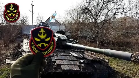 Destroyed T-64 that used to belong to the Ukrainian marines