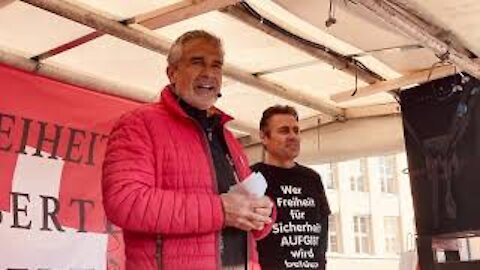 Demo - Dr. med. Manuel Albert - Anästhesist - Rede in Chur - 06.03.21 - Kundgebung -Stiller Protest