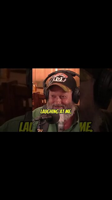 "Prince of Poachers" almost Trampled by Two Bucks Fighting! #TheBigHonkerPodcast #deerhunting