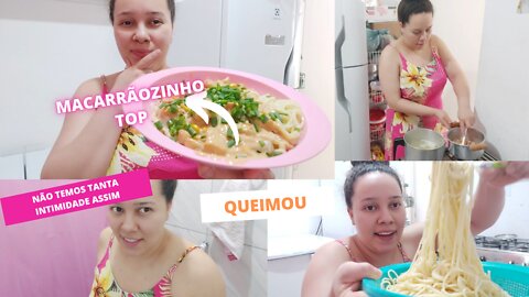 FAZENDO MACARRÃO COM MOLHO BRANCO, MAS QUEIMOU.