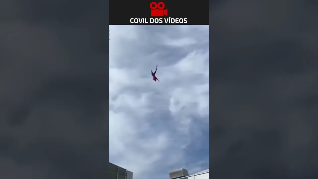 homem aranha errou nos cálculos