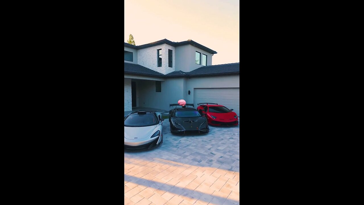 2025 💰