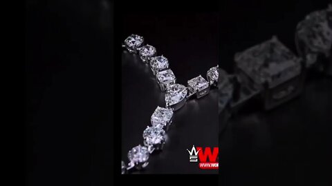 Drake's Diamond Necklace Called "Previous Engagement" Made Of 42 Engagement Rings..