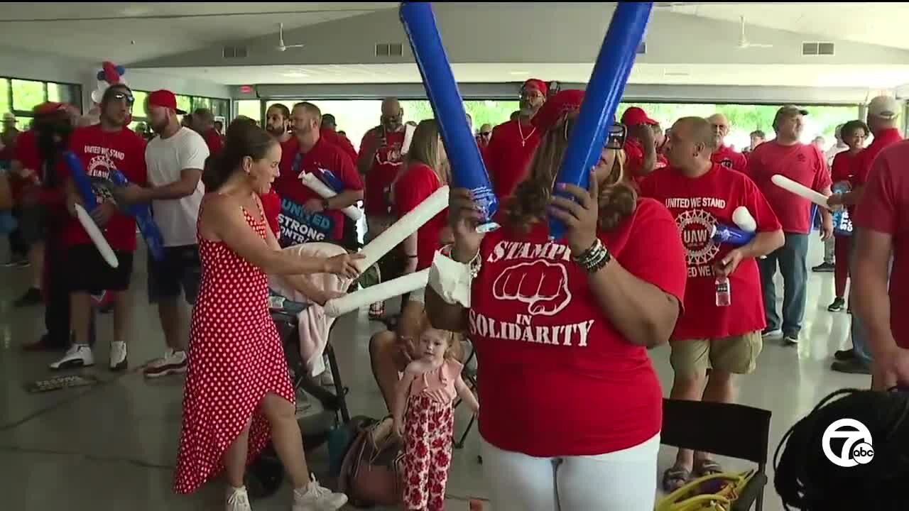 UAW workers ready to battle Big Three as strike chances appear to grow