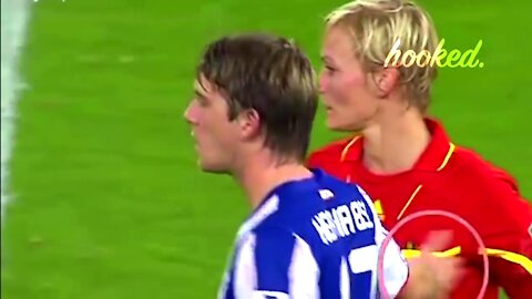 Soccer Player Accidentally Touch Female Refree Boobs And She Seems to Enjoy It!!!