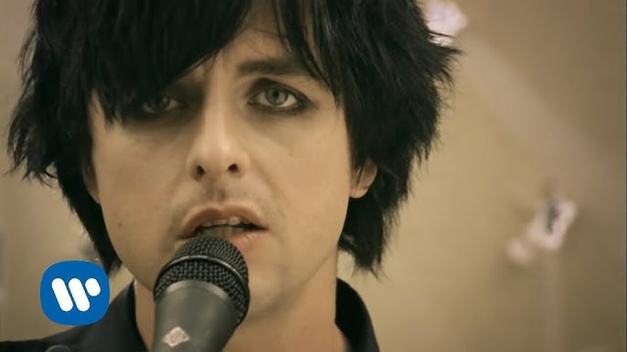 Green Day - Boulevard Of Broken Dreams [Official Music Video]