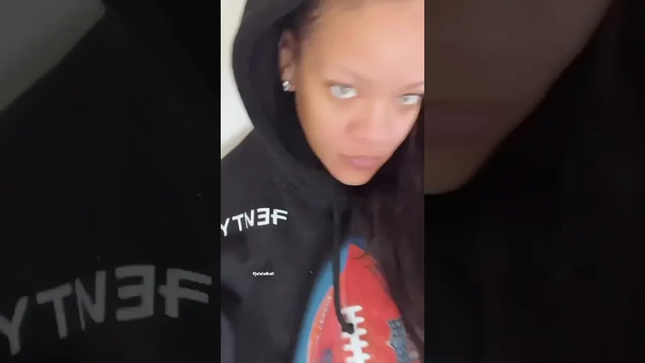 #Rihanna showing off the #SuperBowl merch