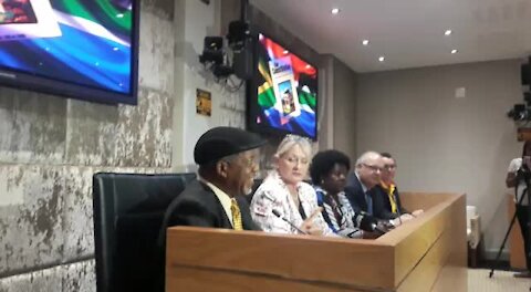 SOUTH AFRICA - Cape Town - Joint-Opposition Parties address the media on Constitutional Review process (cell phone video) (6df)