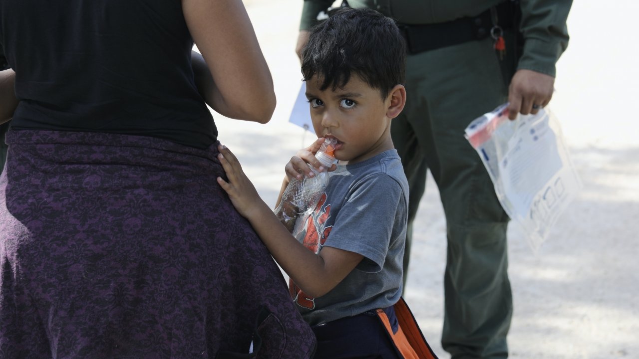 Proposed Rule Would Let Government Detain Migrant Kids Longer