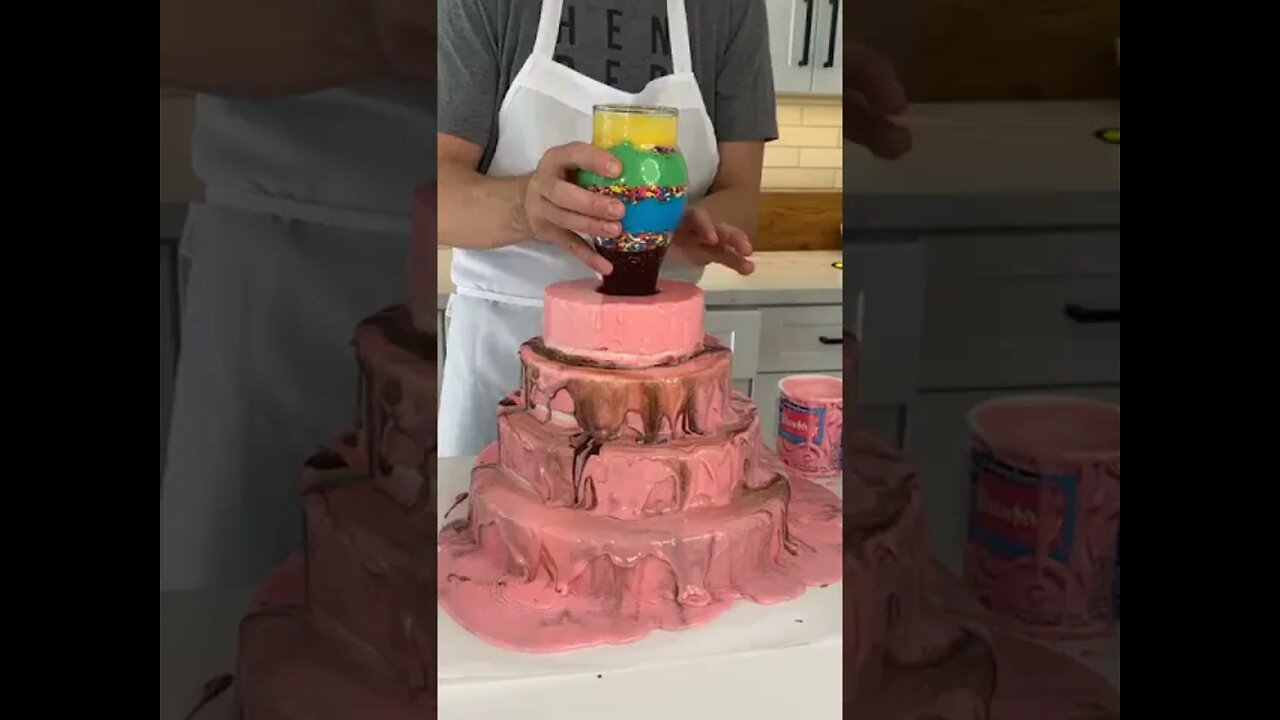 when he lifts the frosting! ❤ AMAZING REACTION!