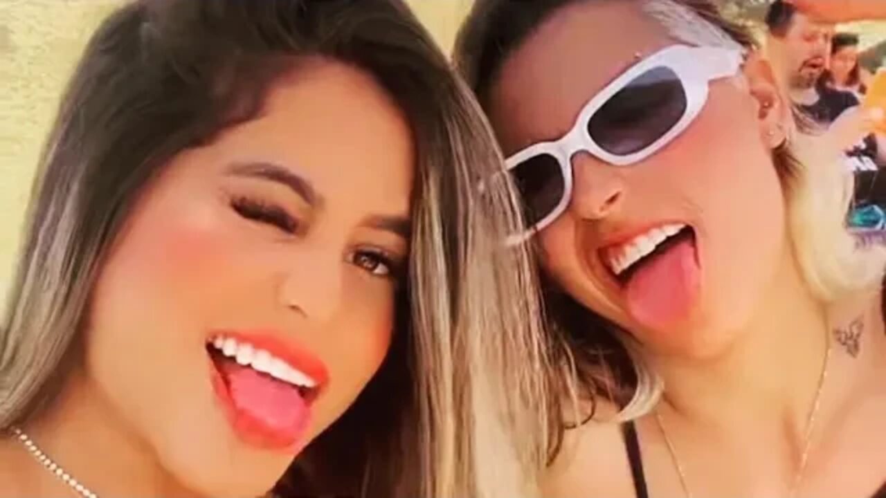 LARISSA LEITE CURTINDO O ANIVERSÁRIO DA RAISSA JUNTO COM ELA