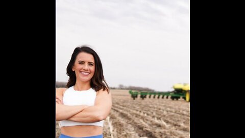 Tying Health and Fitness in the Agriculture Industry with @farmfitmomma