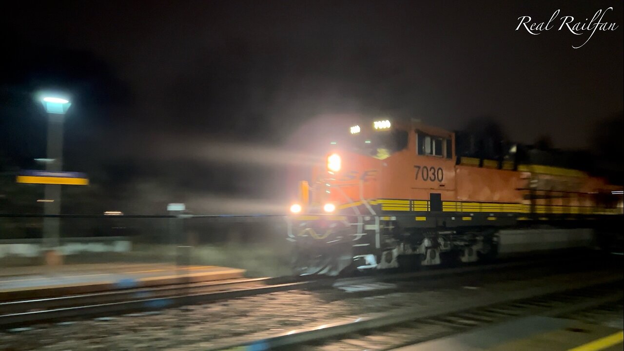 Lots of BNSF and a Executive MAC after dark - Staples Sub
