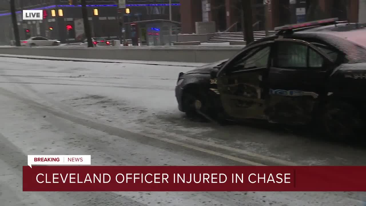 Cleveland police officer, teen injured in crash during pursuit with vehicle connected to kidnapping