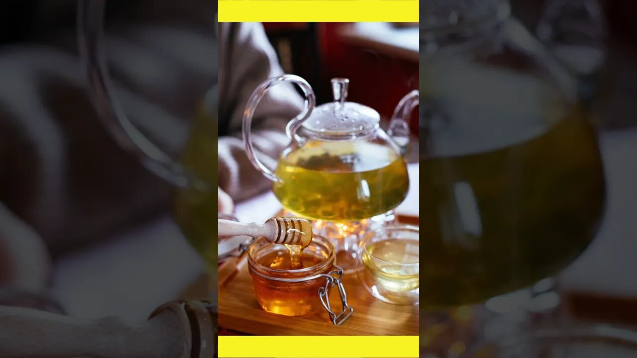 4 Amazing Facts About Honey! #food #foodfacts #foodie #shorts #subscribe #honey